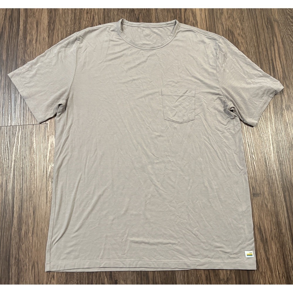 Vuori Shirt Mens Performance Short Sleeve Pocket Crew Tee Size XL In Beige